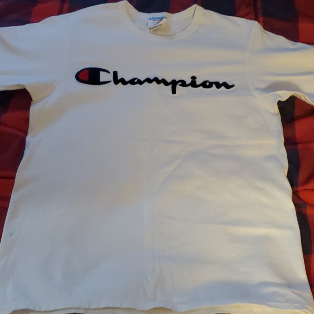 Champion T-Shirt